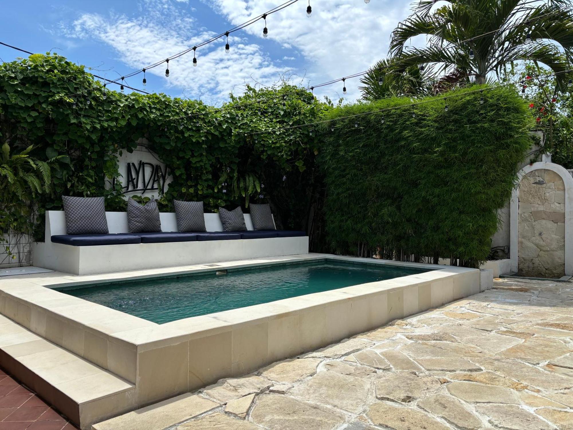 Lay Day Hostel Canggu Buitenkant foto